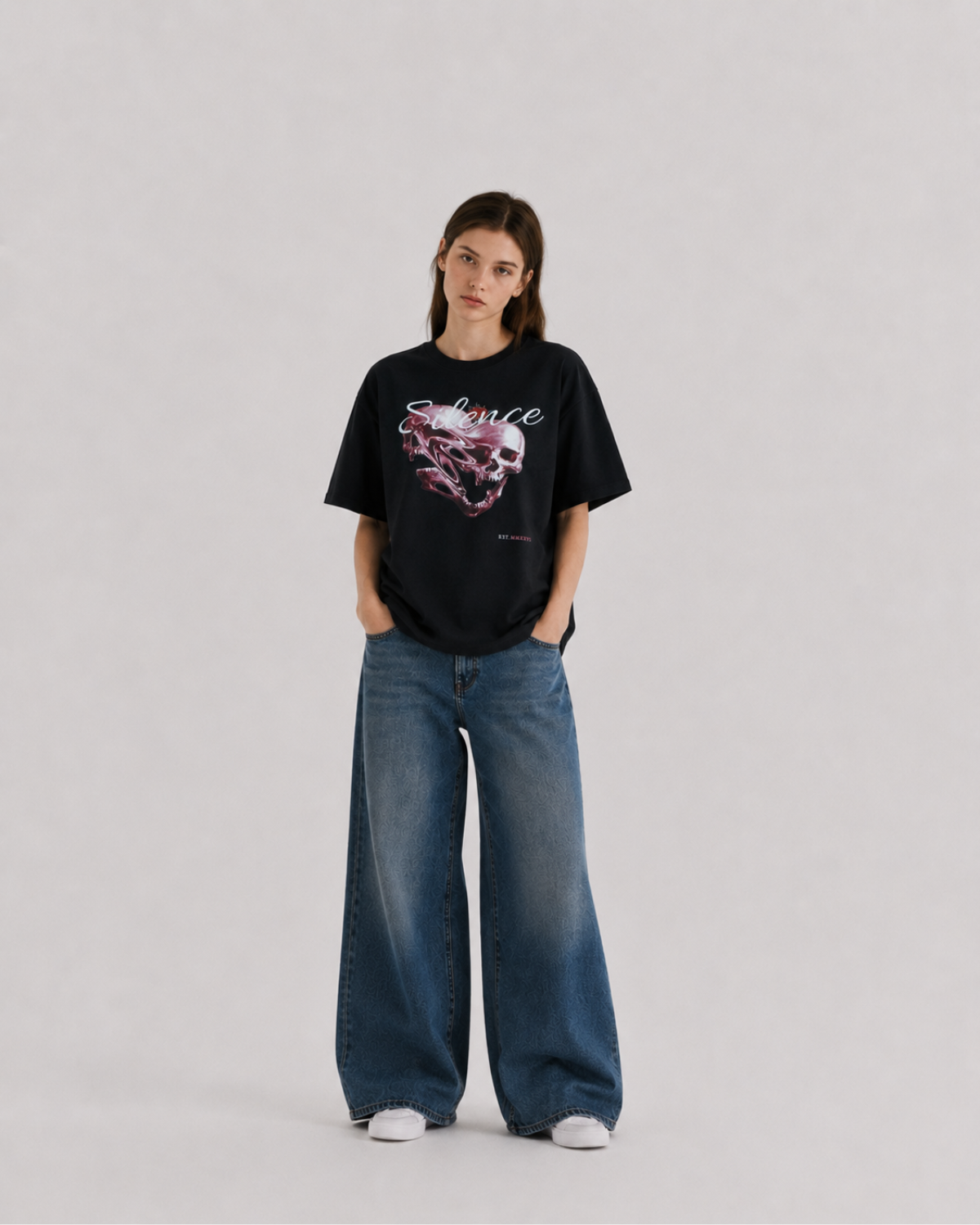 Velzeen Silence black drop shoulder T-shirt with statement artwork
